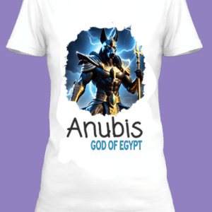 Un t-shirt blanc imprimé avec Illustration du dieu Anubis by netteeshirt.com